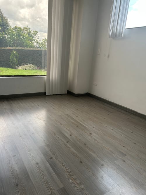 Casa de 4 alcobas en arriendo en Siberia, Cota, 375 m² · foto 7 de 18