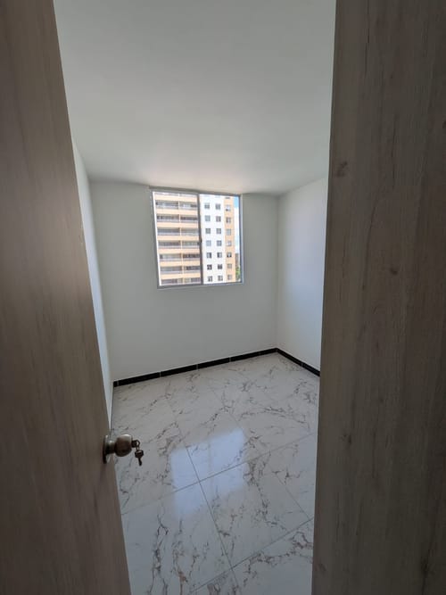 Apartamento de 2 alcobas en venta en Unicentro Palmira, Palmira, 60 m² · foto 8 de 14