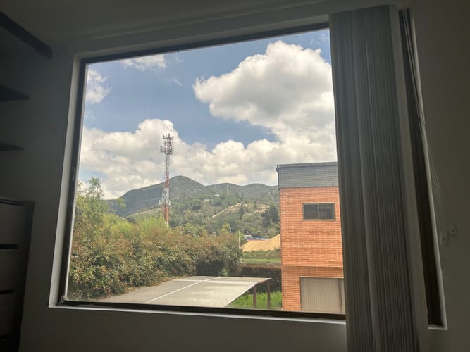 Casa de 4 alcobas en arriendo en Siberia, Cota, 375 m² · foto 13 de 18