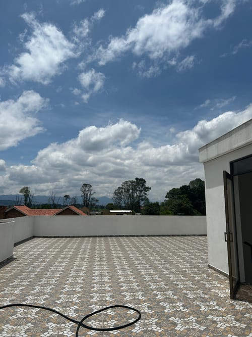 Casa de 4 alcobas en arriendo en Siberia, Cota, 375 m² · foto 16 de 18