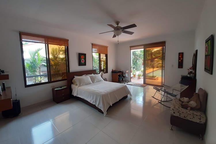 Casa de 4 alcobas en venta en Aeropuerto Vanguardia, Villavicencio, 300 m² · foto 4 de 24