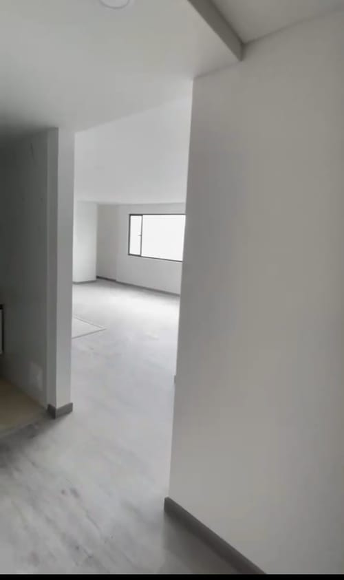 Apartamento de 1 alcoba en venta en Quinta Paredes, Bogotá, 61 m² · foto 10 de 10