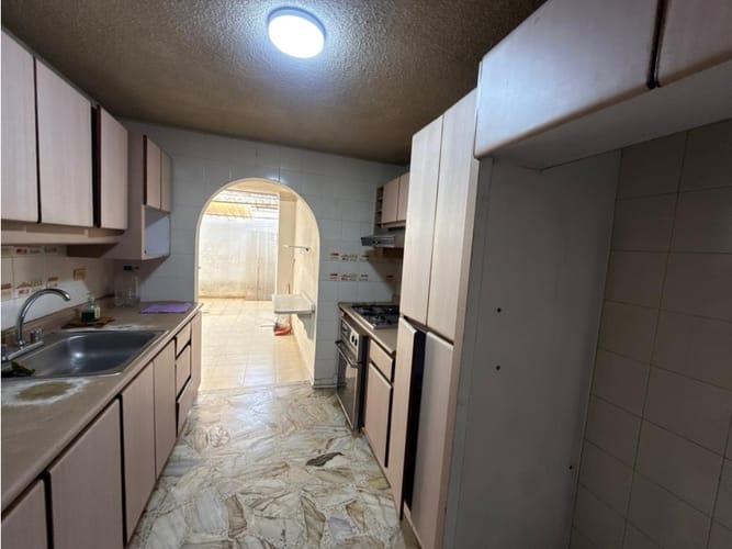 Casa de 4 alcobas en venta en Camino Real, Cali, 298 m² · foto 6 de 20