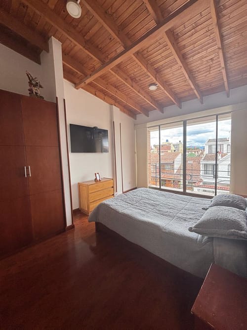 Casa de 6 alcobas en venta en Santa Lucia, Chía, 245 m² · foto 9 de 23
