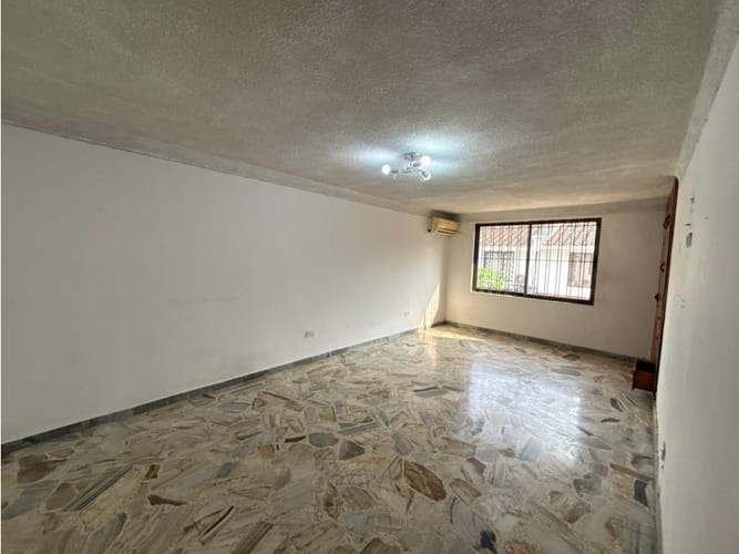 Casa de 4 alcobas en venta en Camino Real, Cali, 298 m² · foto 10 de 20
