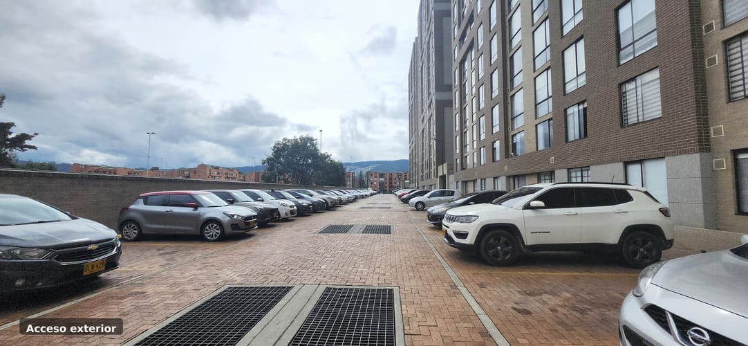 Apartamento de 1 alcoba en venta en Centro Comercial Mazuren, Bogotá, 30 m² · foto 18 de 19