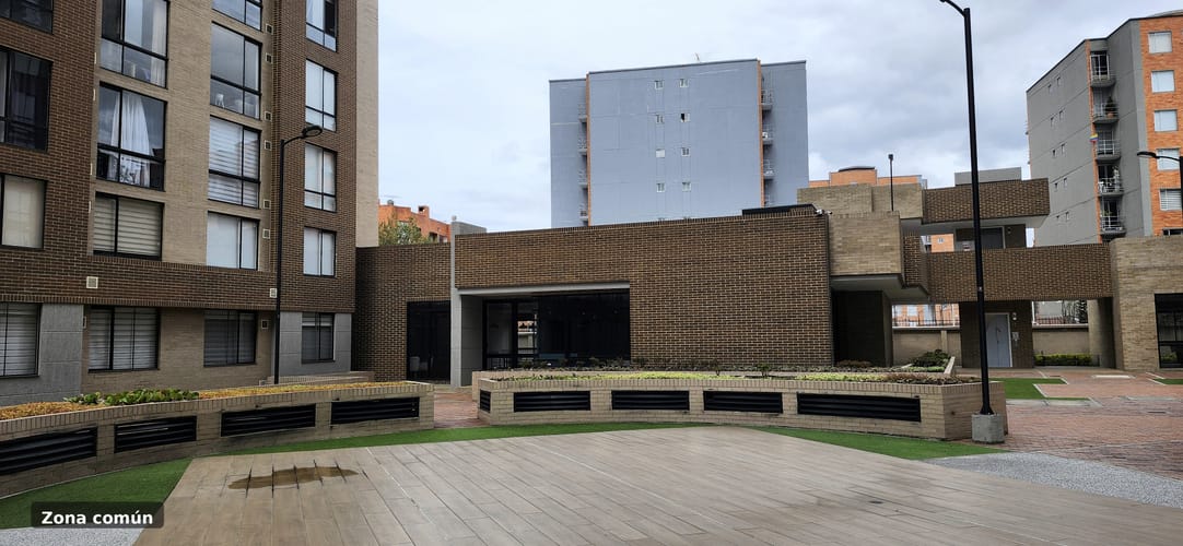 Apartamento de 1 alcoba en venta en Centro Comercial Mazuren, Bogotá, 30 m² · foto 19 de 19