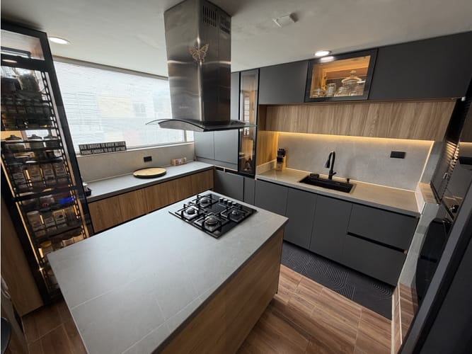 Apartamento de 3 alcobas en venta en Las Villas, Bogotá, 117 m² · foto 5 de 21