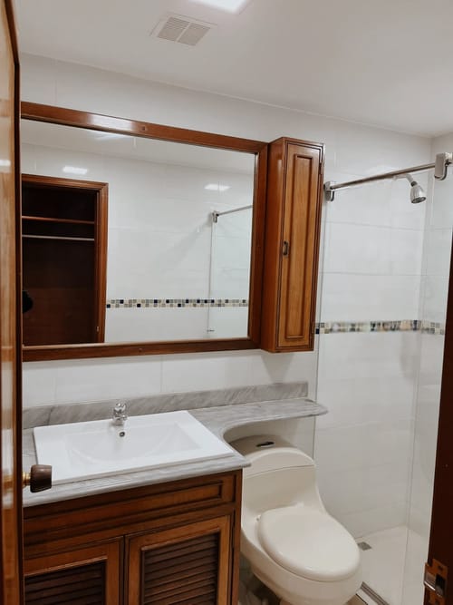 Apartamento de 2 alcobas en venta en Santa Barbara, Bogotá, 89 m² · foto 15 de 24