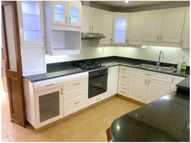 Casa de 3 alcobas en venta en La Calera, Medellín, 250 m² · foto 5 de 24
