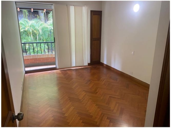 Casa de 3 alcobas en venta en La Calera, Medellín, 250 m² · foto 12 de 24
