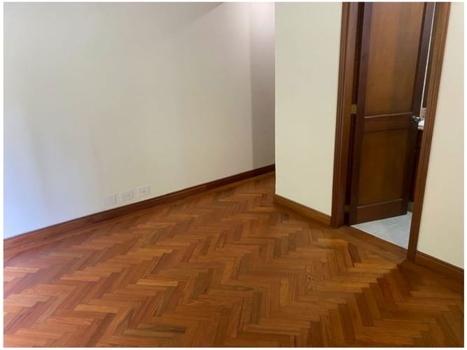 Casa de 3 alcobas en venta en La Calera, Medellín, 250 m² · foto 13 de 24