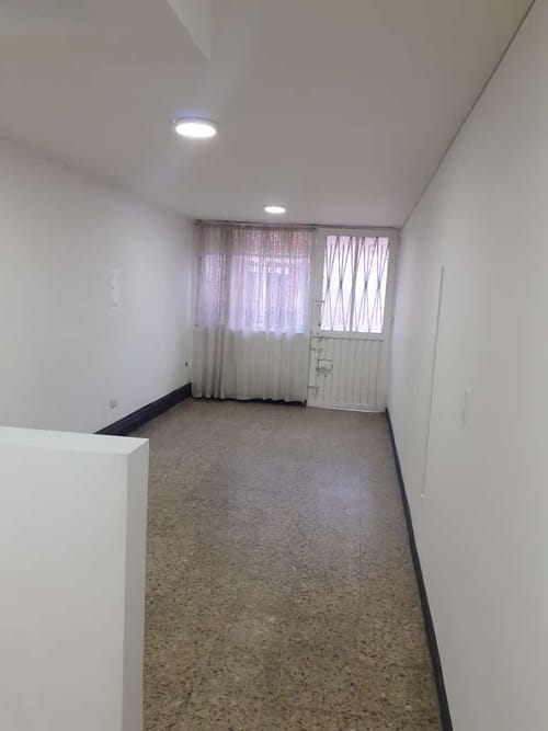 Apartamento de 3 alcobas en arriendo en Engativá, Bogotá, 100 m² · foto 3 de 5