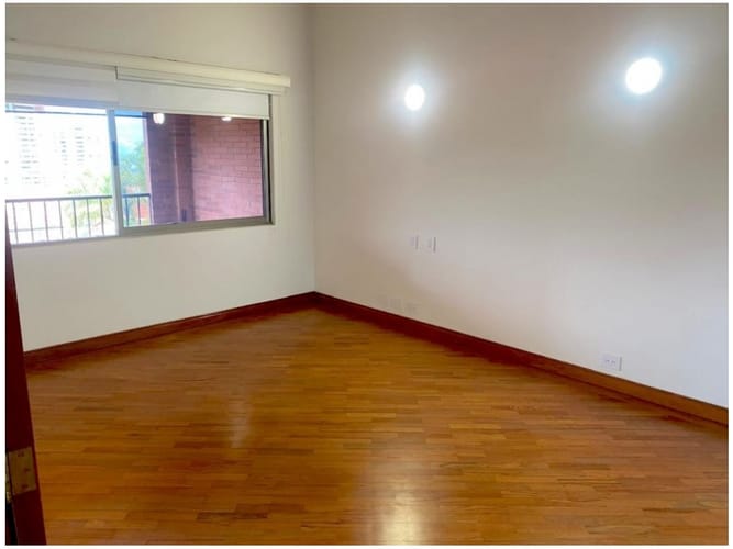 Casa de 3 alcobas en venta en La Calera, Medellín, 250 m² · foto 15 de 24