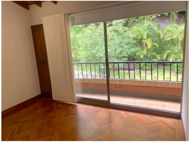 Casa de 3 alcobas en venta en La Calera, Medellín, 250 m² · foto 20 de 24