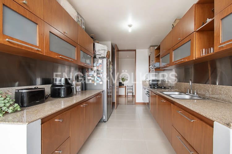 Apartamento de 3 alcobas en venta en La Calleja, Bogotá, 194 m² · foto 7 de 19