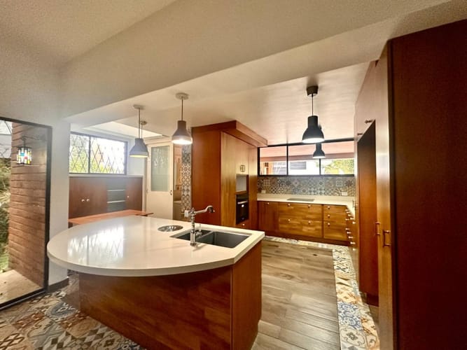 Casa de 4 alcobas en arriendo en El Tesoro, Medellín, 250 m² · foto 7 de 24