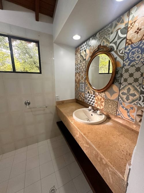 Casa de 4 alcobas en arriendo en El Tesoro, Medellín, 250 m² · foto 19 de 24