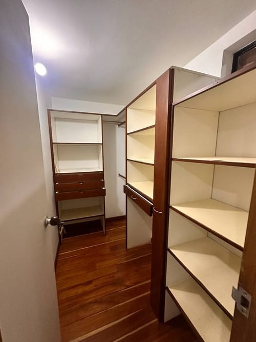 Casa de 4 alcobas en arriendo en El Tesoro, Medellín, 250 m² · foto 20 de 24