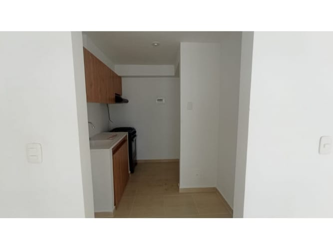 Apartamento de 2 alcobas en venta en Los Angeles, Ibagué, 46 m² · foto 2 de 21