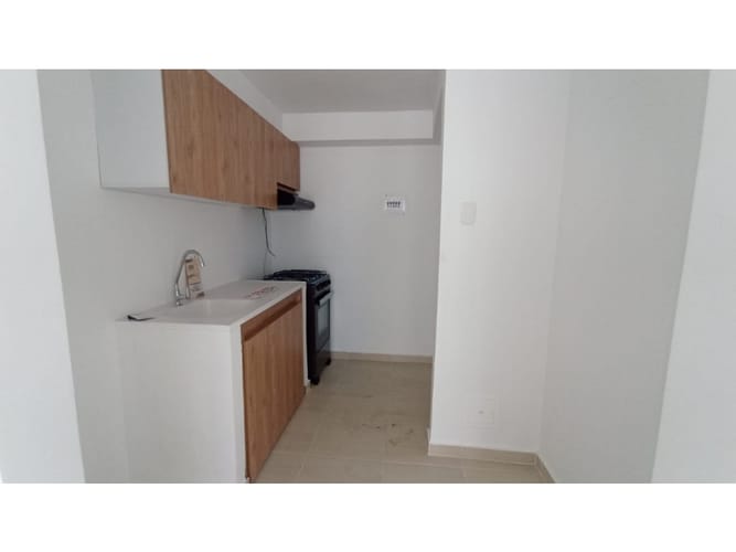 Apartamento de 2 alcobas en venta en Los Angeles, Ibagué, 46 m² · foto 3 de 21