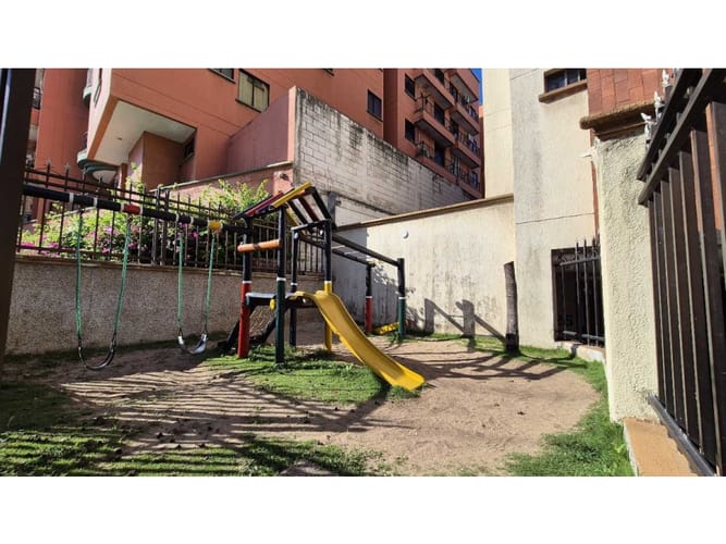 Apartamento de 2 alcobas en venta en Altos De Riomar, Barranquilla, 80 m² · foto 2 de 17