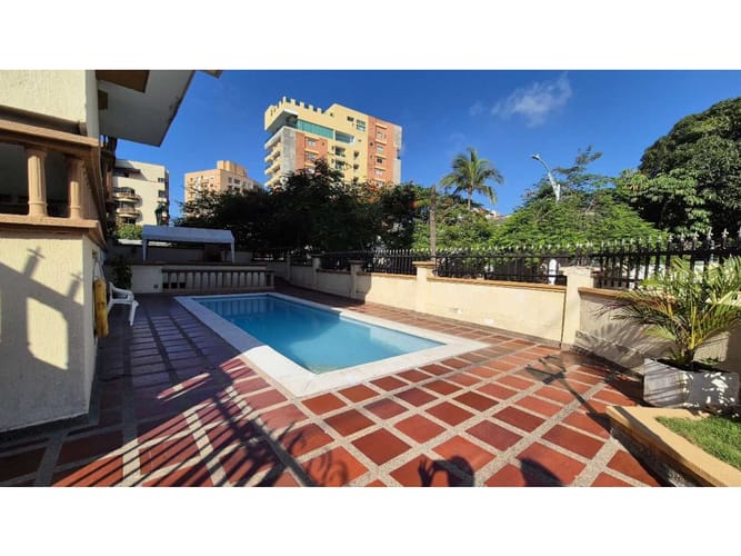 Apartamento de 2 alcobas en venta en Altos De Riomar, Barranquilla, 80 m² · foto 4 de 17