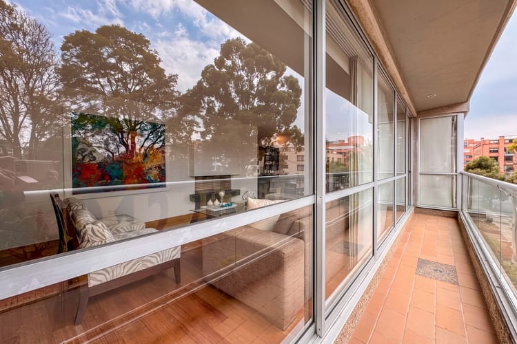 Apartamento de 3 alcobas en venta en Chicó Navarra, Bogotá, 160 m² · foto 6 de 12
