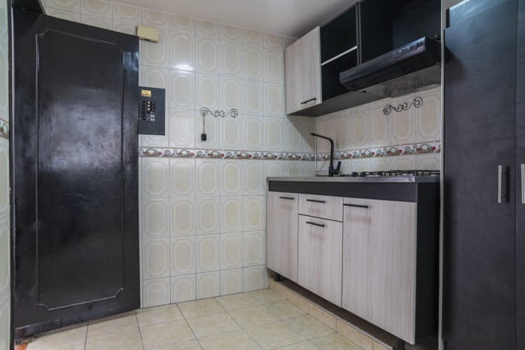 Apartamento de 3 alcobas en venta en La Floresta, Bogotá, 113 m² · foto 10 de 13
