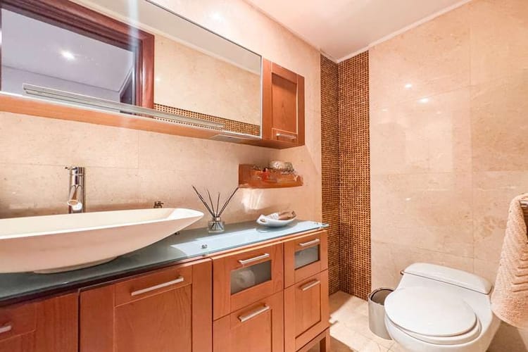Apartamento de 4 alcobas en venta en El Virrey, Bogotá, 330 m² · foto 10 de 16