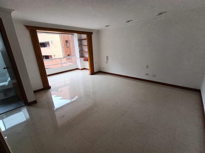 Apartamento de 3 alcobas en arriendo en Laureles, Medellín, 180 m² · foto 14 de 20