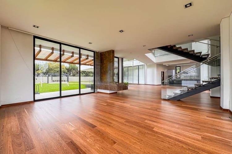 Casa de 5 alcobas en venta en Casa Blanca, Bogotá, 786 m² · foto 2 de 17