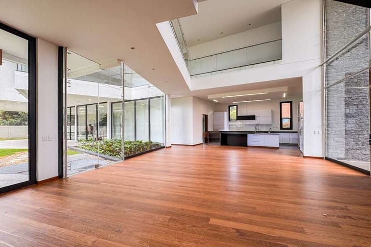 Casa de 5 alcobas en venta en Casa Blanca, Bogotá, 786 m² · foto 5 de 17