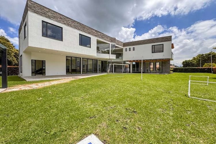 Casa de 5 alcobas en venta en Casa Blanca, Bogotá, 786 m² · foto 7 de 17
