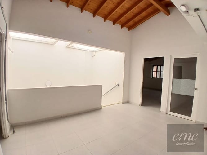 Casa de 15 alcobas en venta en Los Angeles, Medellín, 450 m² · foto 11 de 16