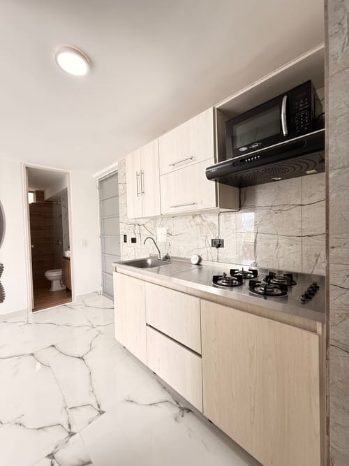 Apartamento de 3 alcobas en venta en Hsd. San Antonio De Carrizal, Girón, 57 m² · foto 2 de 12