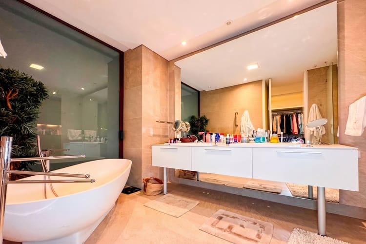 Apartamento de 3 alcobas en venta en Chapinero, Bogotá, 327 m² · foto 16 de 18