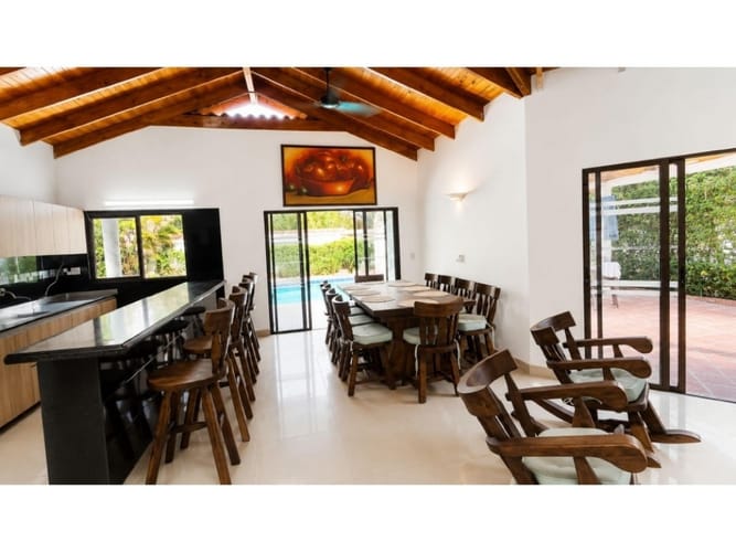 Casa de 4 alcobas en venta en Ricaurte, 158 m² · foto 4 de 18