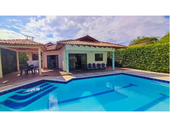 Casa de 4 alcobas en venta en Ricaurte, 158 m² · foto 13 de 18