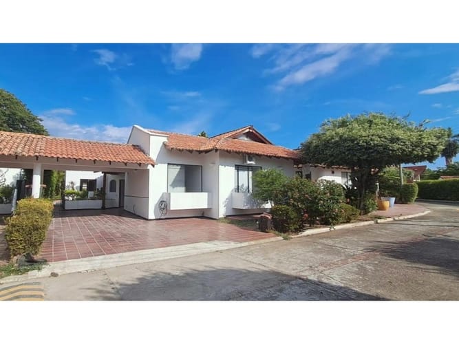 Casa de 4 alcobas en venta en Ricaurte, 158 m² · foto 17 de 18