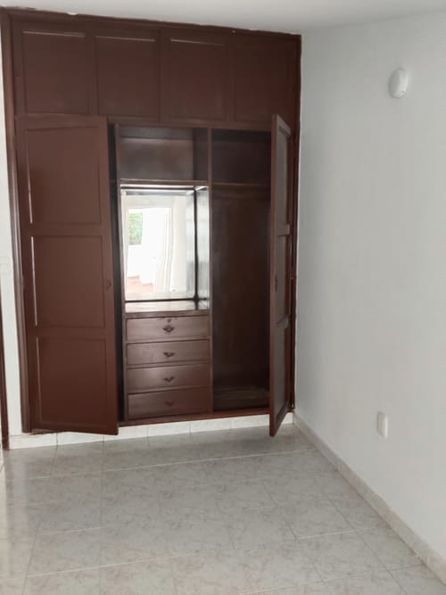 Casa de 6 alcobas en venta en Lagos I, Floridablanca, 271 m² · foto 7 de 14