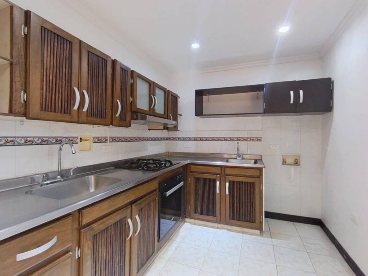 Casa en Arriendo en Santa Mónica, Medellín