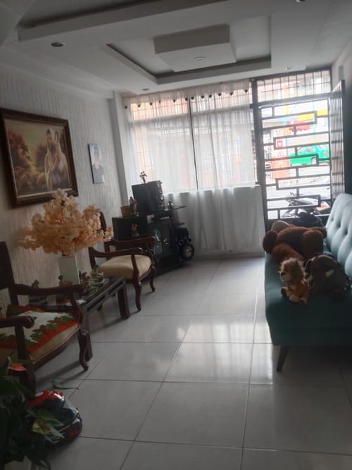Casa de 5 alcobas en venta en Cordonillo Ii, Bucaramanga, 145 m² · foto 2 de 15