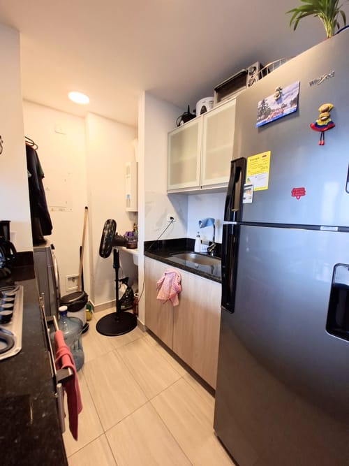 Apartamento de 3 alcobas en venta en San Cipriano, Bogotá, 59 m² · foto 4 de 21