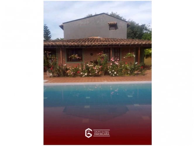 Casa de 4 alcobas en venta en Simon Bolivar Sb (Centro), Copacabana · foto 5 de 8
