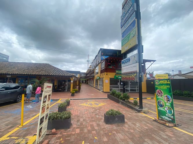 Local en venta en Cota, 25 m² · foto 7 de 9