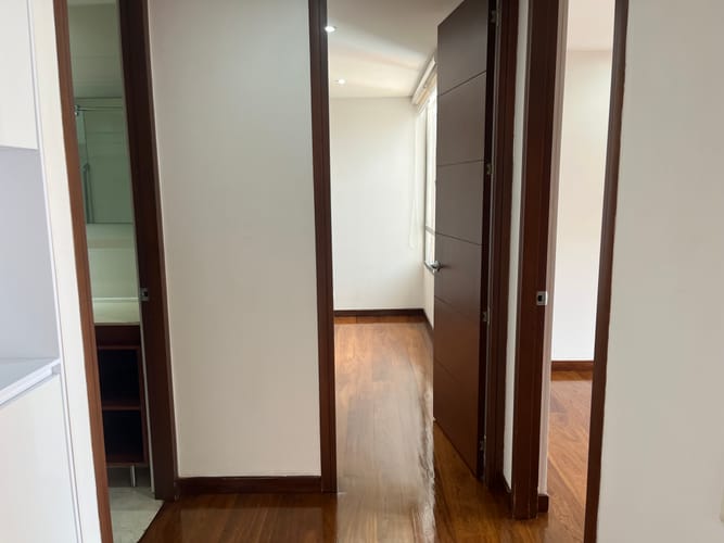 Apartamento de 3 alcobas en venta en Santa Barbara, Bogotá, 185 m² · foto 15 de 24