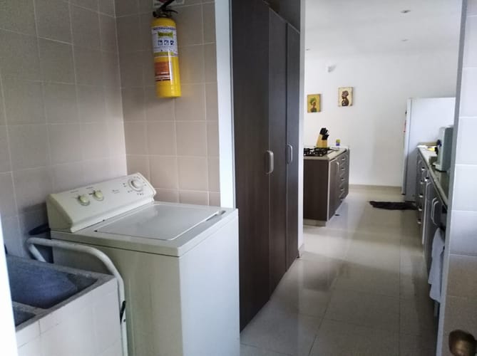 Casa de 3 alcobas en venta en Guabinal Plan, Girardot, 240 m² · foto 9 de 18