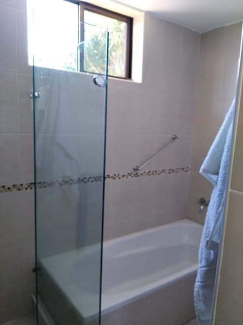 Casa de 3 alcobas en venta en Guabinal Plan, Girardot, 240 m² · foto 11 de 18