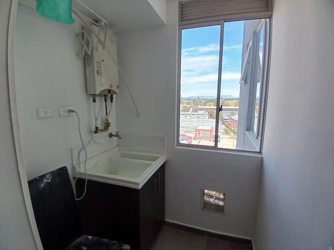 Apartamento de 2 alcobas en venta en Tintala, Bogotá, 54 m² · foto 5 de 18